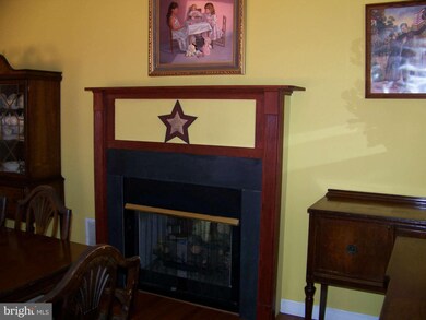 7624 Patapsco Dr, Sykesville, MD 21784 - photo 7