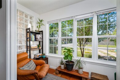 5214 Robertson St, Houston, TX 77009 - photo 2