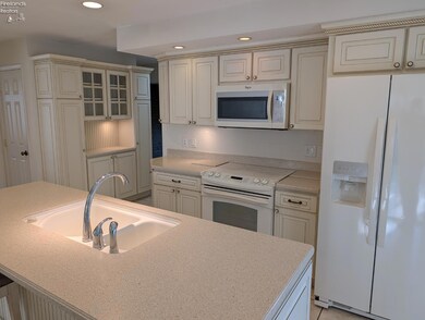 807 Harrison St, Port Clinton, OH 43452 - photo 4