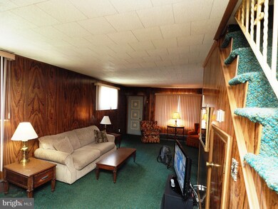 114 N Lehigh St, Tamaqua, PA 18252 - photo 6