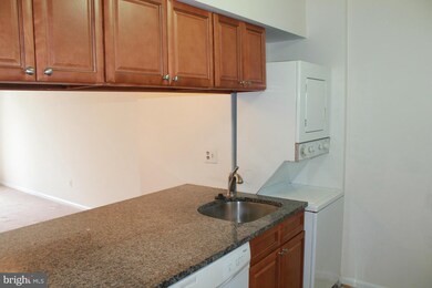 14455 Saint Germain Dr, Centreville, VA 20121 - photo 5