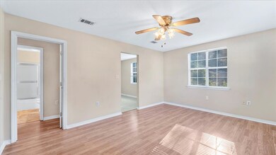 06-S2A03370_HDR