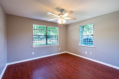 9313 Bertwood St, Houston, TX 77016 - photo 5