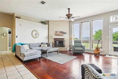 401 Rio Grande Ave, Hutto, TX 78634 - photo 4