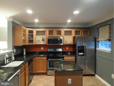 10506 Vista Gardens Dr, Bowie, MD 20720 - photo 3