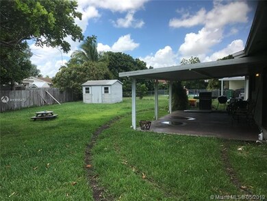 15019 SW 67th Ln, Miami, FL 33193 - photo 5