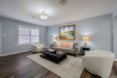 408 N Edison St, Fredericksburg, TX 78624 - photo 4