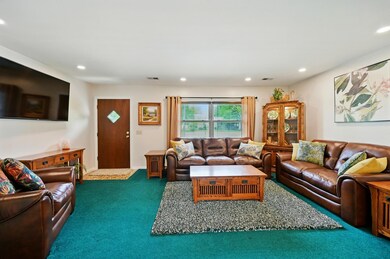 1129 W Bluelick Rd, Lima, OH 45801 - photo 6