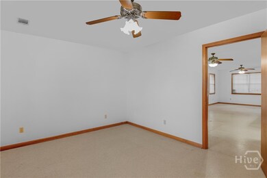 360 S Kennedy St, Metter, GA 30439 - photo 4
