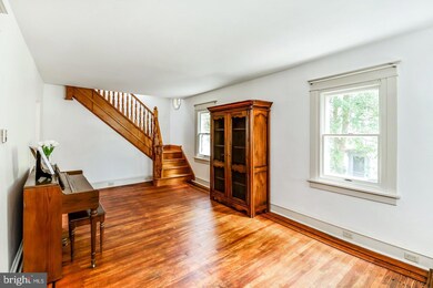 29 Ridley Ave, Aldan, PA 19018 - photo 4