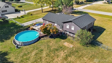 2558 Stoney Creek St, Springfield, OH 45504 - photo 5