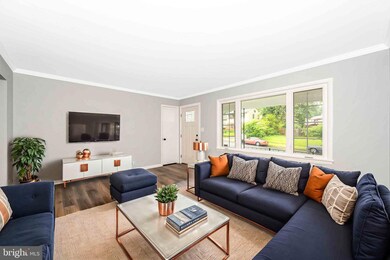 7533 Dover Ln, Lanham, MD 20706 - photo 4