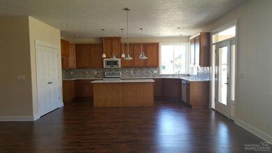 1626 NW Zamia Ave, Redmond, OR 97756 - photo 5