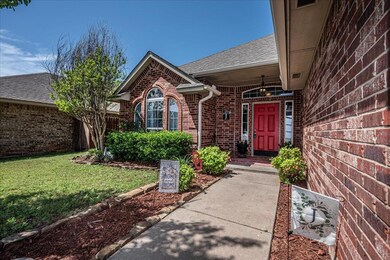 921 Renita Way, Moore, OK 73160 - photo 4