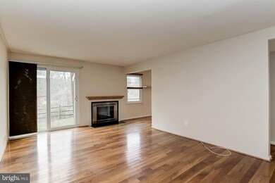 9013 Blue Pool, Columbia, MD 21045 - photo 2