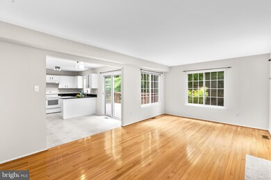 7025 Golden Seeds Row, Columbia, MD 21044 - photo 4