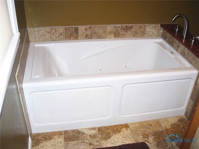 3939 Grantley Rd, Toledo, OH 43613 - photo 6