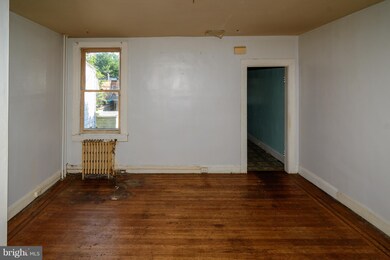 2882 Pelham Ave, Baltimore, MD 21213 - photo 4