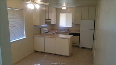 1705 Lawyer St unit A, College Station, TX 77840 - photo 3