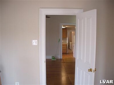 210 Mauch Chunk St, Nazareth, PA 18064 - photo 3