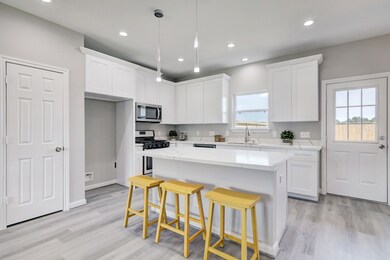 8315 James Franklin St, Houston, TX 77088 - photo 6