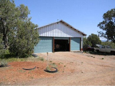 39100 N Cattle Dr, Ash Fork, AZ 86320 - photo 2