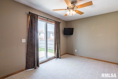 1636 W 65th St, Davenport, IA 52806 - photo 5