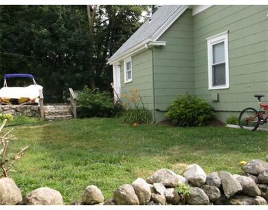 58 Albion St unit 3, Rockland, MA 02370 - photo 2