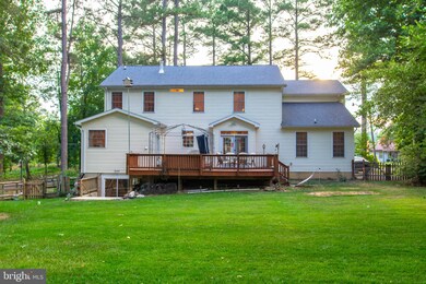 1259 White Sands Dr, Lusby, MD 20657 - photo 2