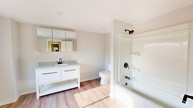 310 Thomas St, Sioux Rapids, IA 50585 - photo 5