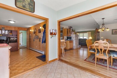 38 Cabot Rd, Danvers, MA 01923 - photo 4