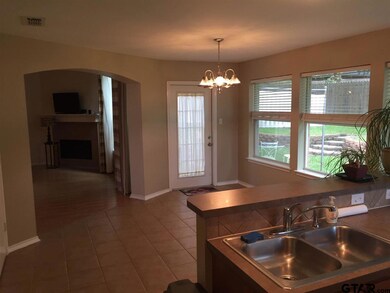 916 916 Joel Dr, Tyler, TX 75703 - photo 6