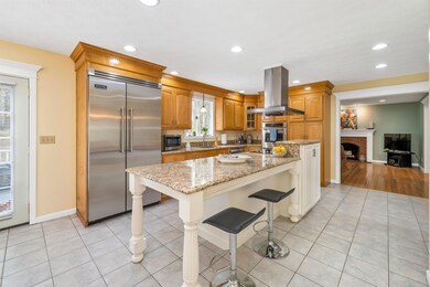 8 Milton Place, Hollis, NH 03049 - photo 4