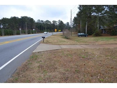 8461 Hiram Acworth Hwy, Dallas, GA 30157 - photo 2