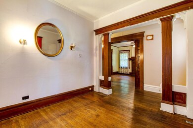 858 Park St, Columbus, OH 43215 - photo 7