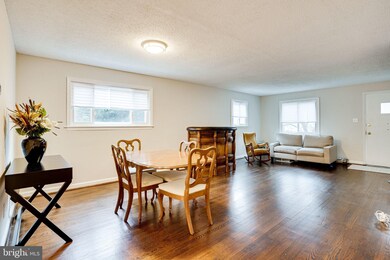 2605 N Winchester St, Arlington, VA 22213 - photo 6