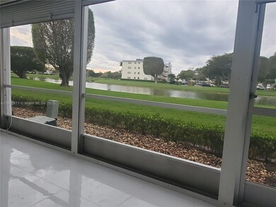 1076 Cornwall D, Boca Raton, FL 33434 - photo 6