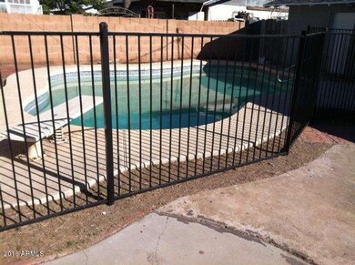 3114 N 44th Ln, Phoenix, AZ 85031 - photo 7