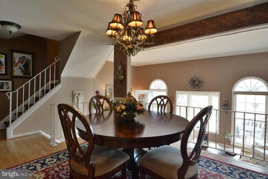 5538 Beaconsfield Ct, Burke, VA 22015 - photo 5