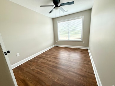 80 Ridge Rd unit D, Waverly, TN 37185 - photo 7