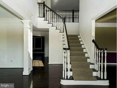 25322 Understanding Ct, Aldie, VA 20105 - photo 2