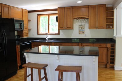 20 Monmouth Cir, North Falmouth, MA 02556 - photo 6