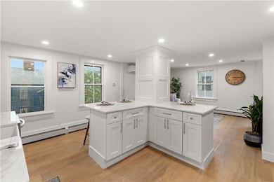 51 Poplar St unit 2, Newport, RI 02840 - photo 6