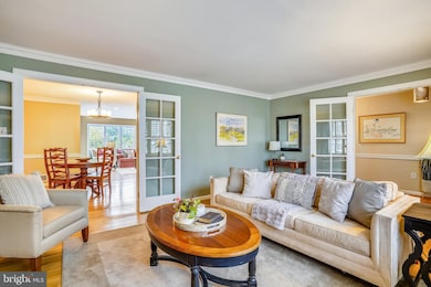 8318 Woodacre St, Alexandria, VA 22308 - photo 3