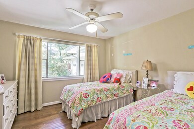 810 Riedel Dr, Houston, TX 77024 - photo 6