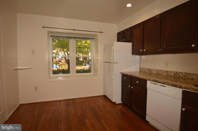 10240 Arizona Cir, Bethesda, MD 20817 - photo 7