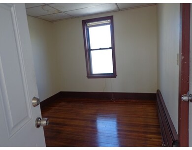 1535 N Shore Rd unit 2, Revere, MA 02151 - photo 3