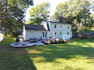 61 Kings Ridge Rd, Wakefield, RI 02879 - photo 4