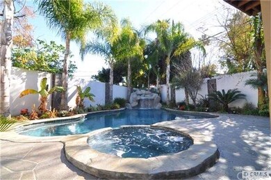 Pool and Jacuzzi