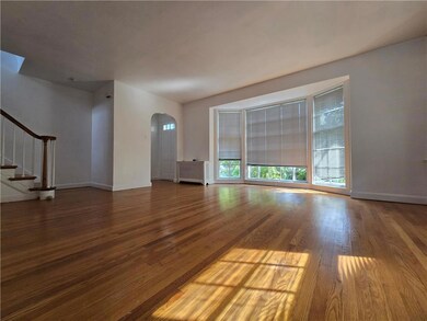 726 N Muhlenberg St, Allentown, PA 18104 - photo 2